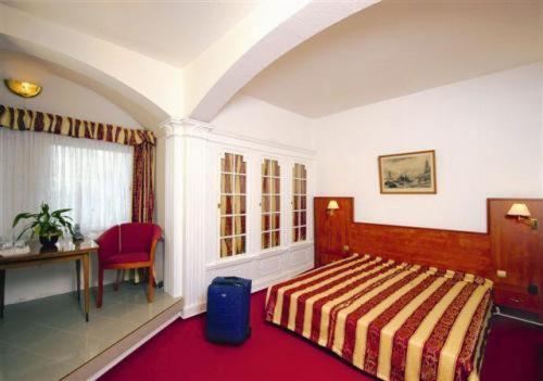 Hotel Preuss Im Dammtorpalais Hamburg-Harburg Rum bild